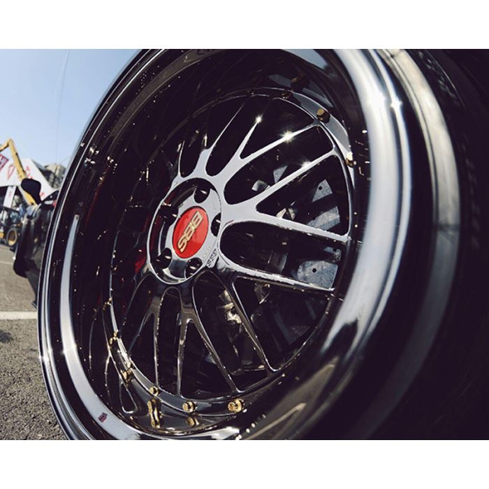 BBS LM Wheel 20x10.5 5x114.3 35mm Gold | Diamond Cut Rim