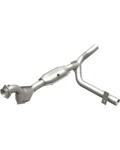 MagnaFlow Conv DF 01 Ford Trucks 4.6L - 51839