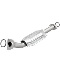 MagnaFlow Exhaust Products Direct-Fit Catalytic Converter Toyota Tundra Right 2003-2005 4.7L V8- 24406