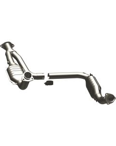 MagnaFlow Conv DF 00-01Tahoe/Yukon V8 5.7L - 93603