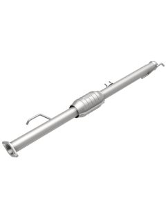 MagnaFlow Exhaust Products Direct-Fit Catalytic Converter Toyota Tundra Rear 3.4L V6- 49704