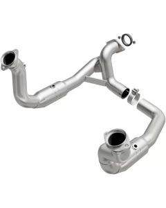 MagnaFlow Exhaust Products Direct-Fit Catalytic Converter Ford F-250 2015-2016 6.2L V8- MAGN-52297