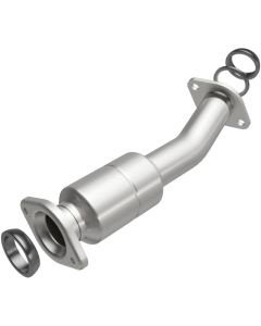 MagnaFlow Exhaust Products Direct-Fit Catalytic Converter Toyota Sienna 2011-2015 3.5L V6- 52549