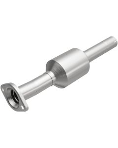 MagnaFlow Exhaust Products Direct-Fit Catalytic Converter- 5592907