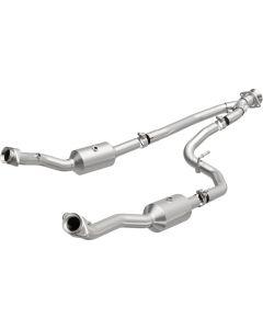 MagnaFlow 20-21 Ford Transit-150 Single Underbody V6 3.5L RWD Direct-Fit Catalytic Converter - 280248