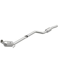 Magnaflow 2011 C300 V6 3 OEM Underbody Direct Fit Converter - 21-437