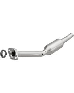 MagnaFlow Exhaust Products Direct-Fit Catalytic Converter- 93300