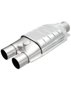 MagnaFlow Exhaust Products Universal Catalytic Converter - 2.50in.- 99007HM