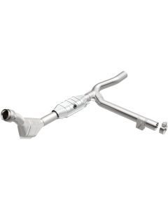 MagnaFlow Conv DF 99-00 Ford F-150 4.2L 50S - 447142