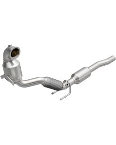 Magnaflow 16-18 Volkswagen Jetta L4 OEM Underbody Single Direct Fit Converter - 280134
