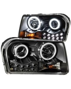 ANZO 2005-2010 Chrysler 300 Projector Headlights w/ Halo Black (Does Not Fit S Models) - 121152