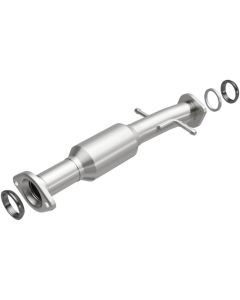 Magnaflow 12-15 RX350 V6 3.5 OEM Underbody Direct Fit Converter - 21-097