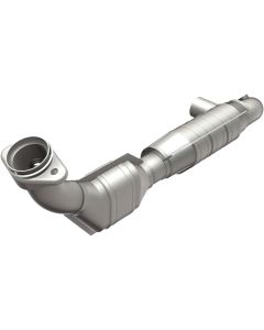 MagnaFlow Conv DF 01-04 Ford F-150 Pickup 5.4L 4WD 4R100 Trans D/S (49 State) - 51753