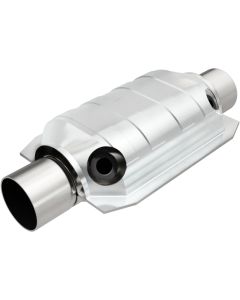 MagnaFlow Conv Univ 2.25 W/Dual O2 Boss - 91065