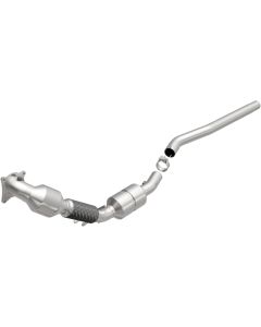 Magnaflow 2008 Volkswagen Passat 2.0L Direct Fit Converter - 551361