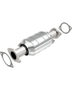 MagnaFlow Conv DF 01-04 Nissan Frontier 2.4L Rear - 24073
