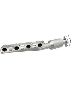 Magnaflow 11-13 QX56 V8 5.6 OEM Manifold Direct Fit Converter - 22-036