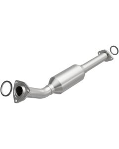 MagnaFlow Conv Direct Fit OEM 2003-2004 Toyota Tundra Underbody - 28.75in Length - 4551406