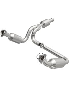 Magnaflow 09-13 Chevrolet Silverado 1500 5.3L Direct Fit Converter - 5582578