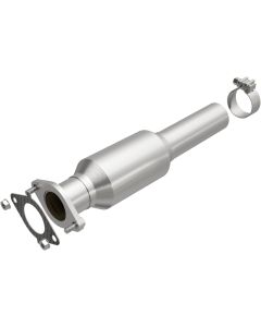 Magnaflow 09-11 Buick Lucerne Rear Underbody 3.9L Direct Fit Catalytic Converter - 280425