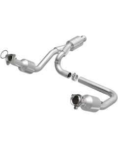 MagnaFlow Conv Direct Fit 14-16 GMC Sierra 1500 V6 4.3L - 52642