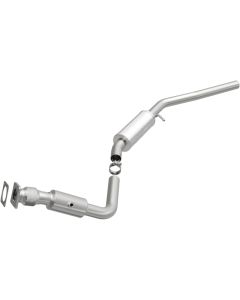MagnaFlow 09-10 Dodge Grand Caravan 3.8L CARB Compliant Direct Fit Catalytic Converter - 5551510