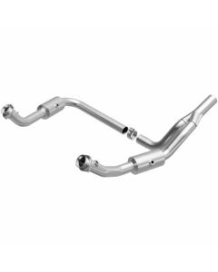 MagnaFlow 10-11 Jeep Wrangler 3.8L Direct Fit CARB Compliant Catalytic Converter - 5551458