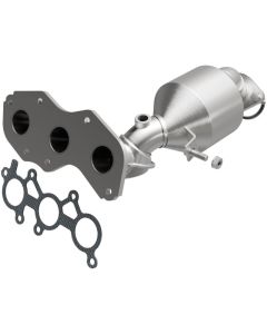 Magnaflow 11-15 Toyota Sienna 3.5L Direct Fit Converter - 5582548
