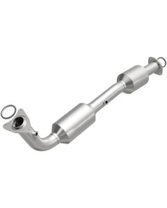 Magnaflow 07-18 Toyota Tundra 5.7L CARB Compliant Direct-Fit Catalytic Converter - 5582630