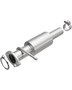 MagnaFlow Exhaust Products Direct-Fit Catalytic Converter Toyota Highlander Rear 2009-2013 2.7L 4-Cyl- 5592207