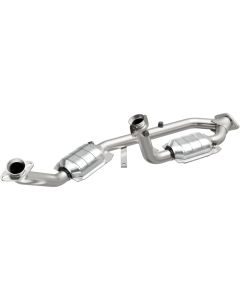 MagnaFlow Conv Direct Fit 97-98 Ford Windstar 3.0L - 4451342