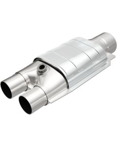 MagnaFlow Conv Univ 3inch/2inch Single/dual w/ O2 - 99047HM