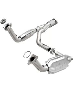 MagnaFlow Conv DF 06-09 Chevy Trailblazer SS 6.0L SS *NOT FOR SALE IN CALIFORNIA* - 93496