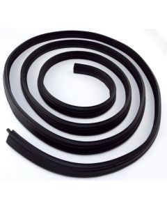 Omix Liftgate Seal 84-01 Jeep Cherokee (XJ) - 12303.68
