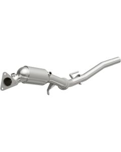 Magnaflow 11-17 Volkswagen Touareg 3.6L Direct Fit Converter - 5551411