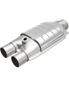 Magnaflow 2.5in./2in. S/D CAOBDII Universal Converter - 4451337