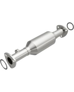 Magnaflow 96-98 Chevrolet Cavalier 2.2L Direct Fit Converter - 4481499