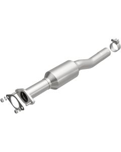 MagnaFlow 17-19 Ford Escape L4 OEM Underbody Rear Direct Fit CARB Compliant Catalytic Converter - 23-156