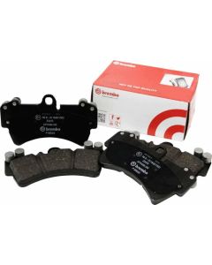 Brembo 2004 Infiniti G35/17-20 Subaru BRZ Premium NAO Ceramic OE Equivalent Pad - Rear - P56048N