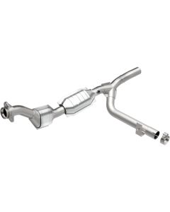 MagnaFlow Conv DF 99 Ford F-150 4.6L - 23082