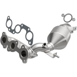 Magnaflow 04-06 Toyota Sienna 3.3L Direct Fit Converter - 5582834