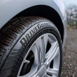 Bridgestone Driveguard Plus Tire P 245 /40 R19 98W XL BSW RF
