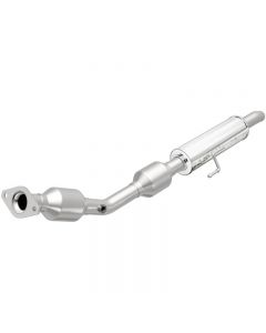 MagnaFlow Exhaust Products Direct-Fit Catalytic Converter Toyota Yaris 2007-2011 1.5L 4-Cyl- 551470