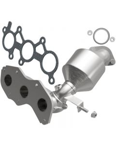 MagnaFlow Exhaust Products Manifold Catalytic Converter Rear- 5582832
