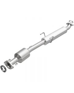 MagnaFlow Exhaust Products Direct-Fit Catalytic Converter Toyota Sienna 2007-2010 3.5L V6- 5592547