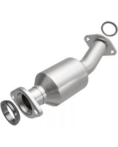 MagnaFlow Exhaust Products Direct-Fit Catalytic Converter Toyota Sienna 2011 3.5L V6- 5592557